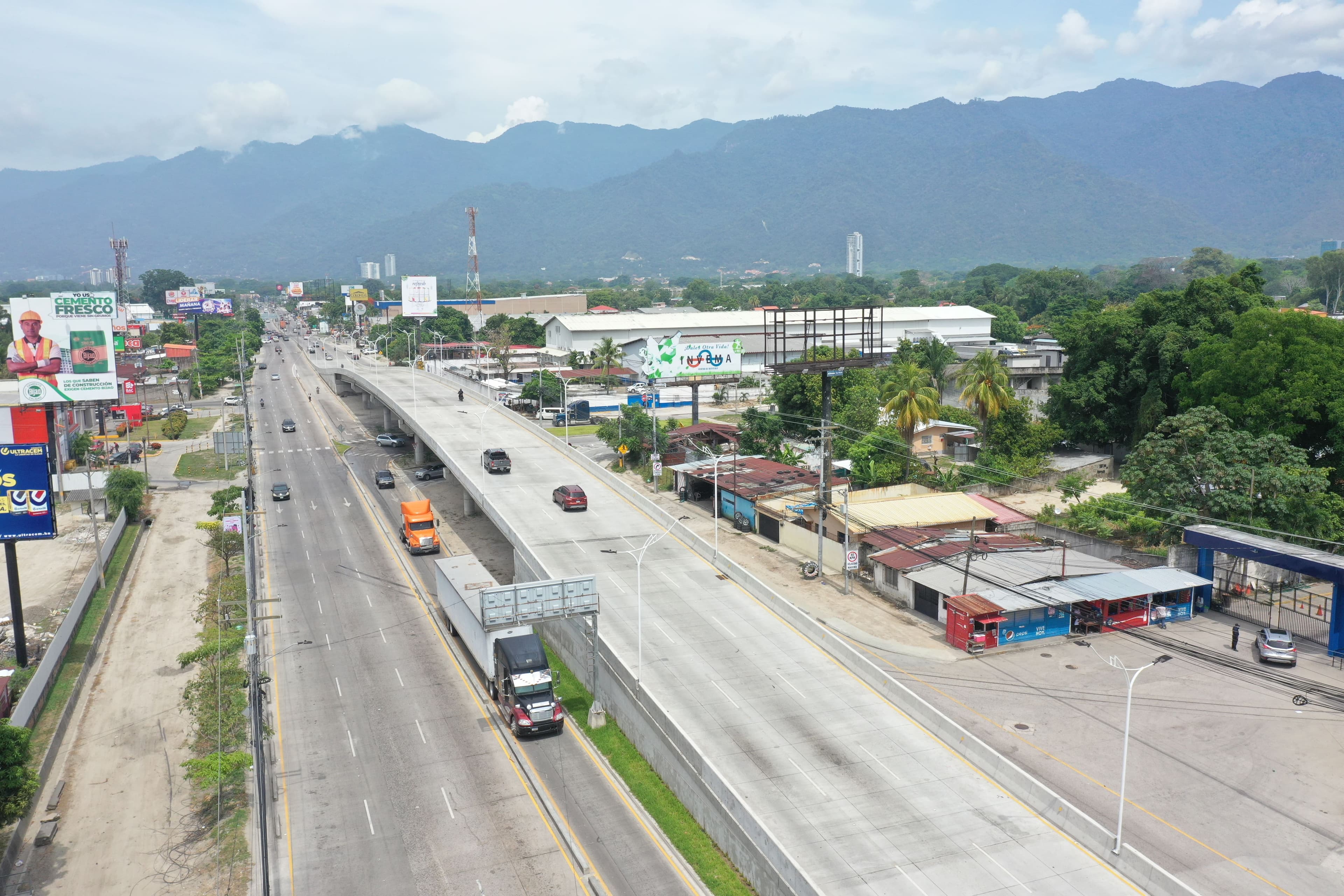 Dos puentes más construirán Siglo 21 en Bulevar del Norte