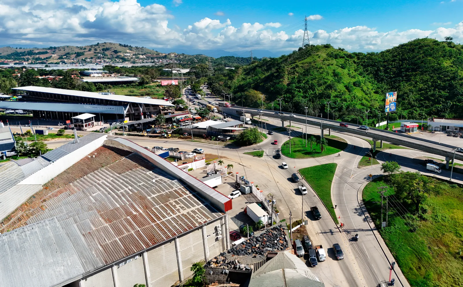 Paso a Desnivel Salida a la Vieja Lima